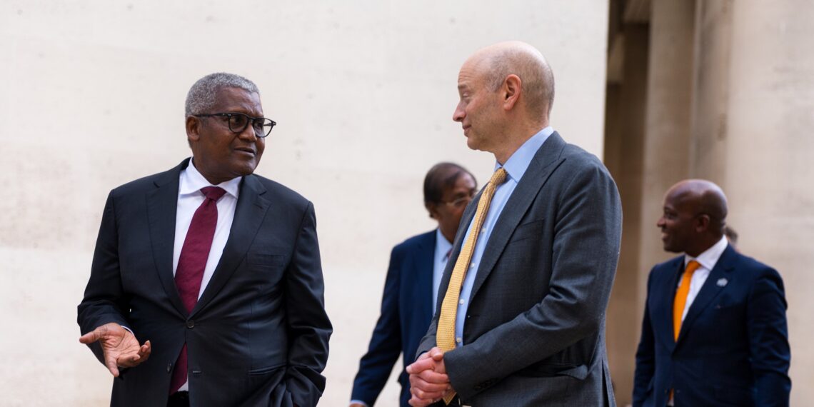 Aliko Dangote en discussion à la Bourse de Londres pour une introduction en Bourse de Dangote Refinery